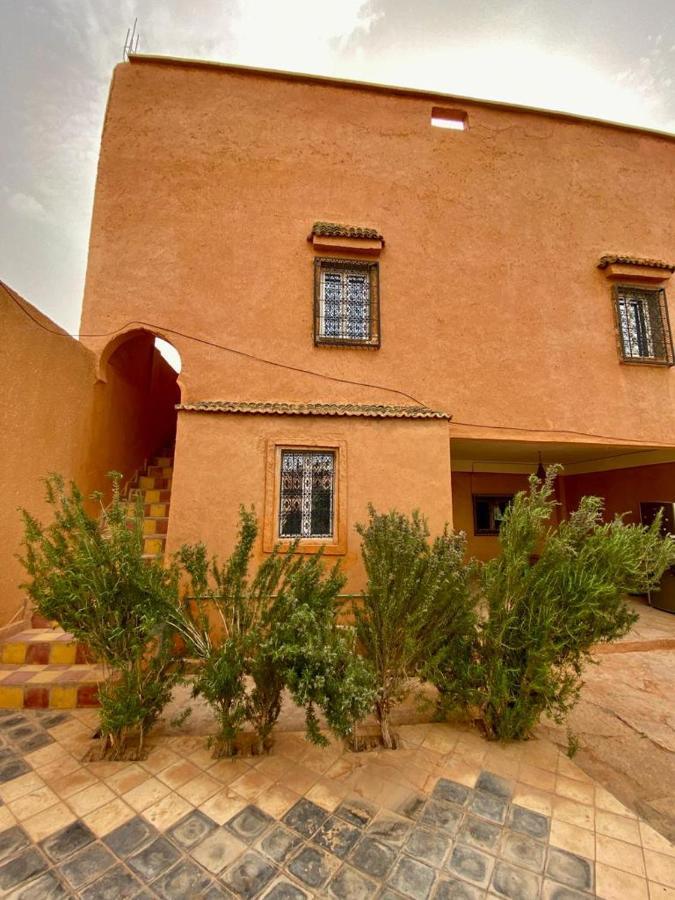 Les Chandelles Tinghir Exterior foto